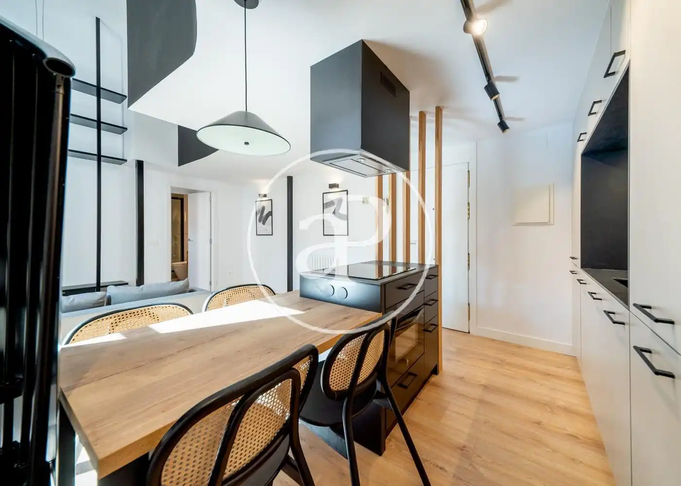 Comedor de Dúplex en venta en Madrid con Aire acondicionado, Calefacción y Amueblado