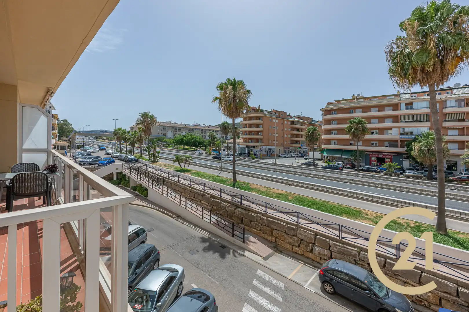 Vista exterior de Pis en venda en Manilva amb Moblat, Forn i Rentadora
