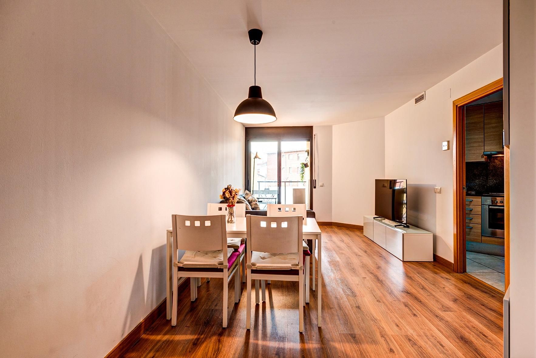 Menjador de Pis en venda en Igualada amb Aire condicionat, Parquet i Terrassa