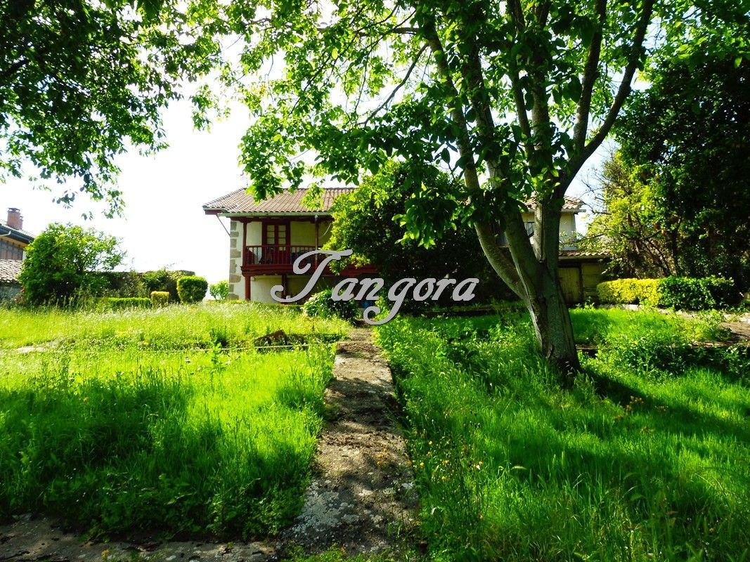 Casa o xalet en venda en Gautegiz Arteaga amb Jardí privat, Parquet i Terrassa