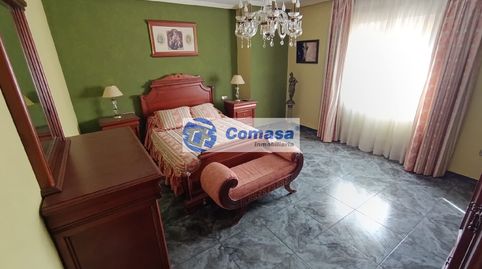 Foto 3 de Piso en venta en Torredelcampo, Jaén
