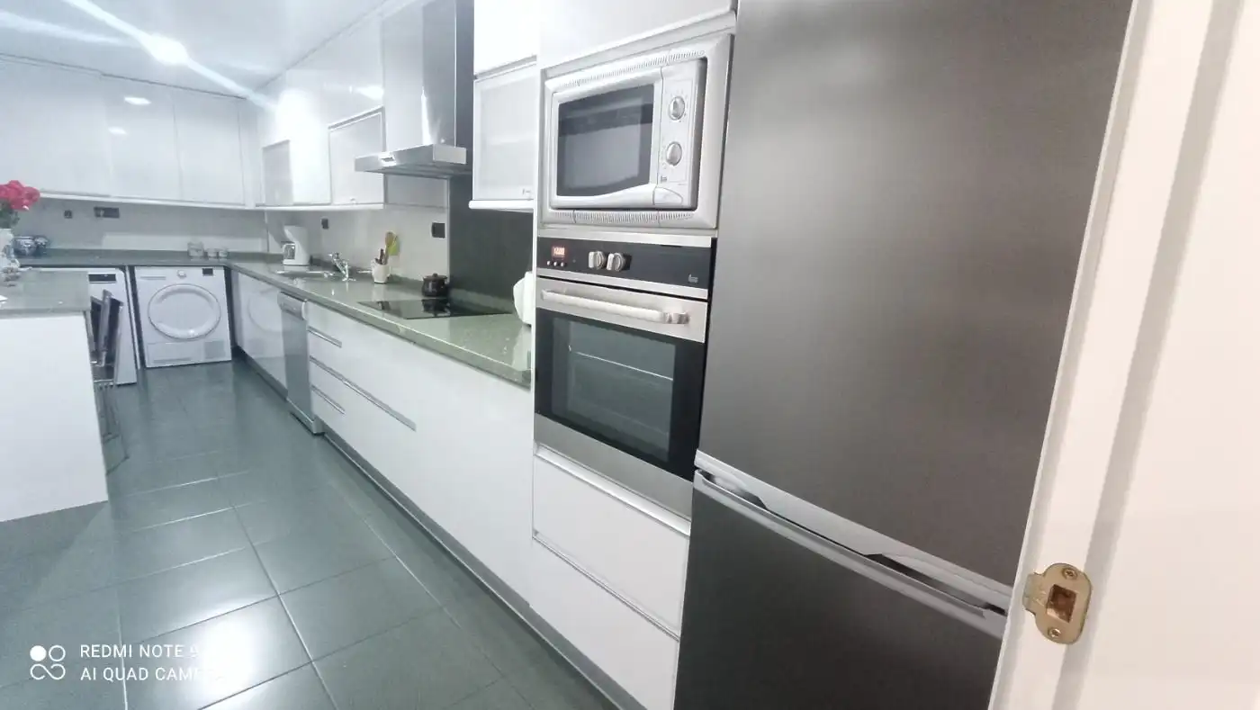 Cuina de Pis de lloguer en Alicante / Alacant amb Aire condicionat, Calefacció i Balcó
