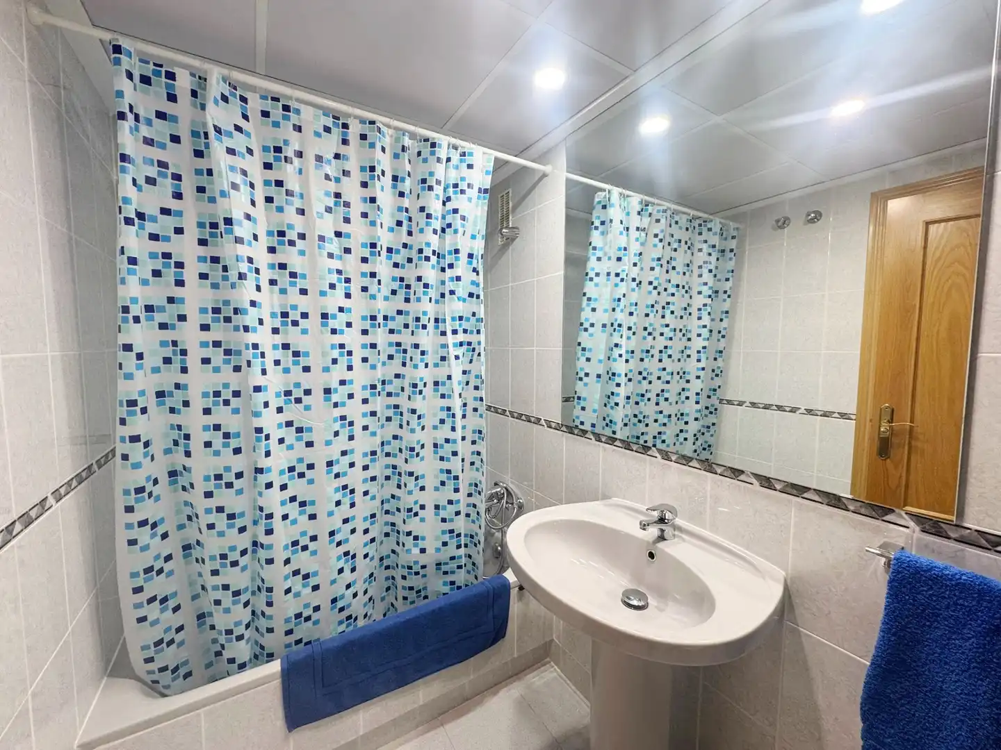 Badezimmer von Wohnungen zur Miete in El Campello mit Klimaanlage, Heizung und Terrasse