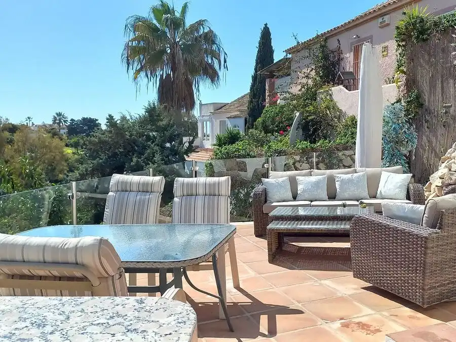 Casa con piscina en venta en santander 33, imagen 2