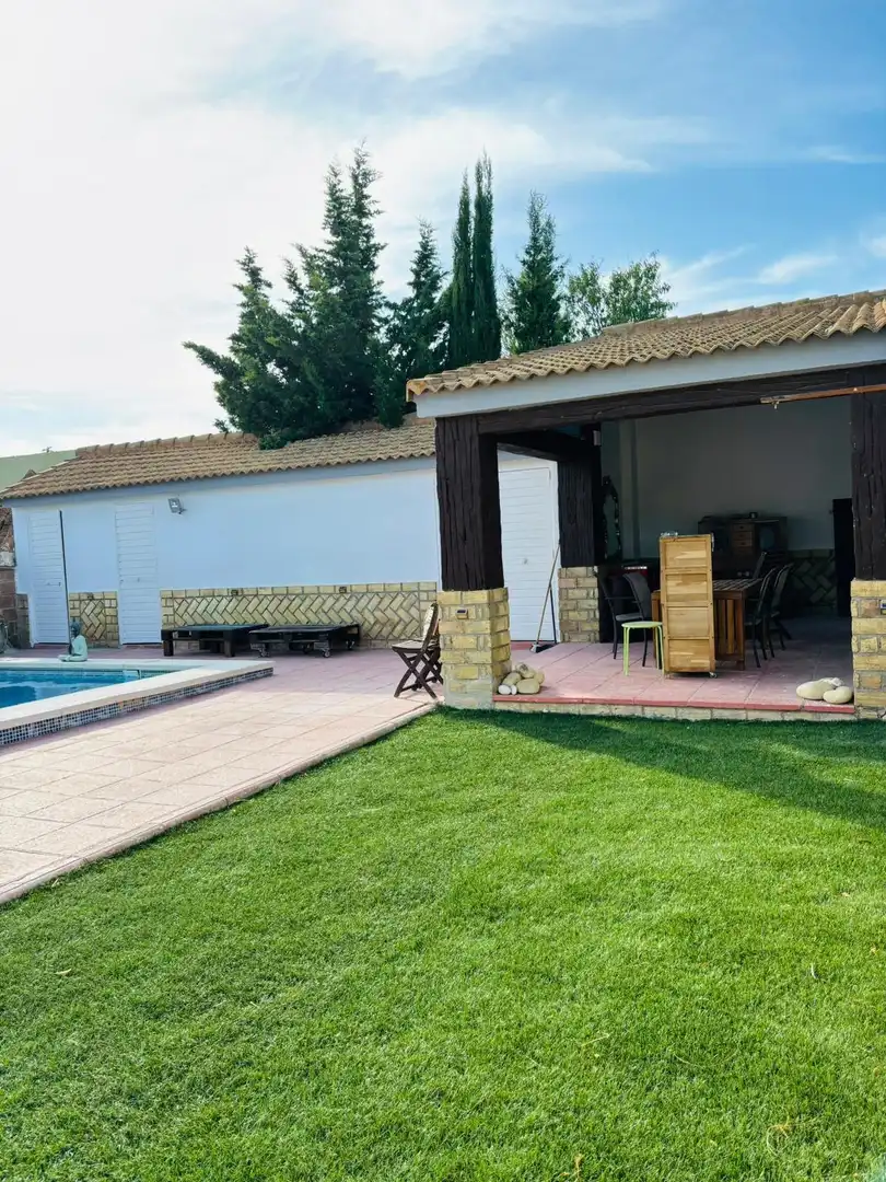 Casa o chalet de alquiler en Utrera, Sevilla