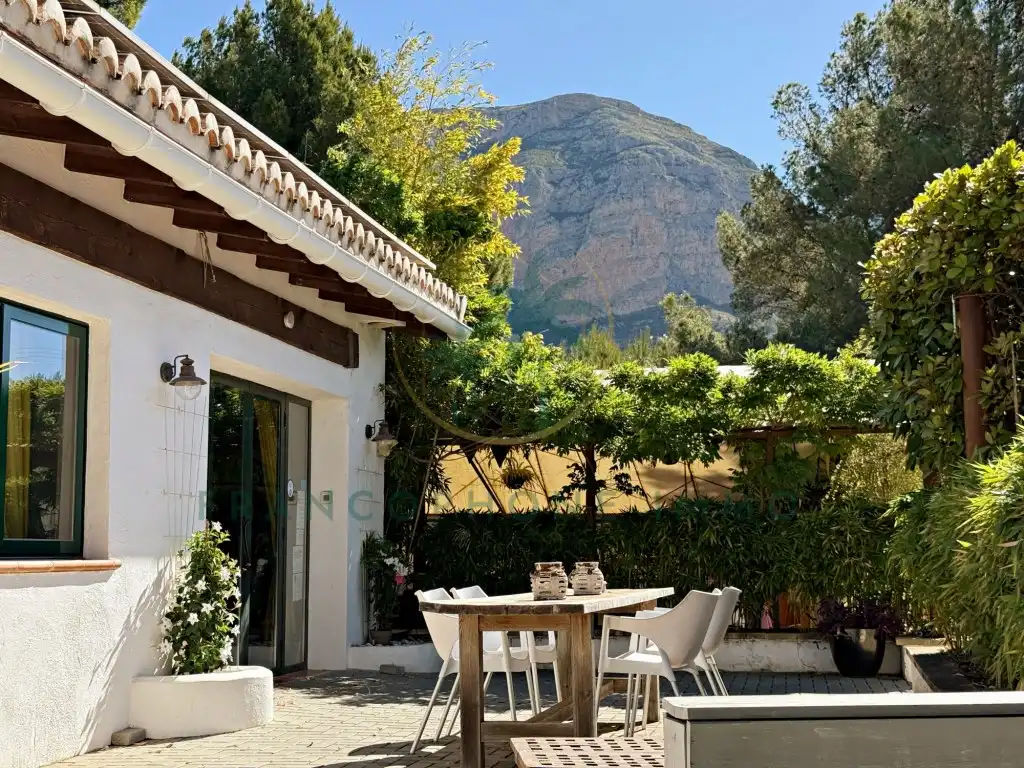 House for sale in Carretera Jesus Pobre