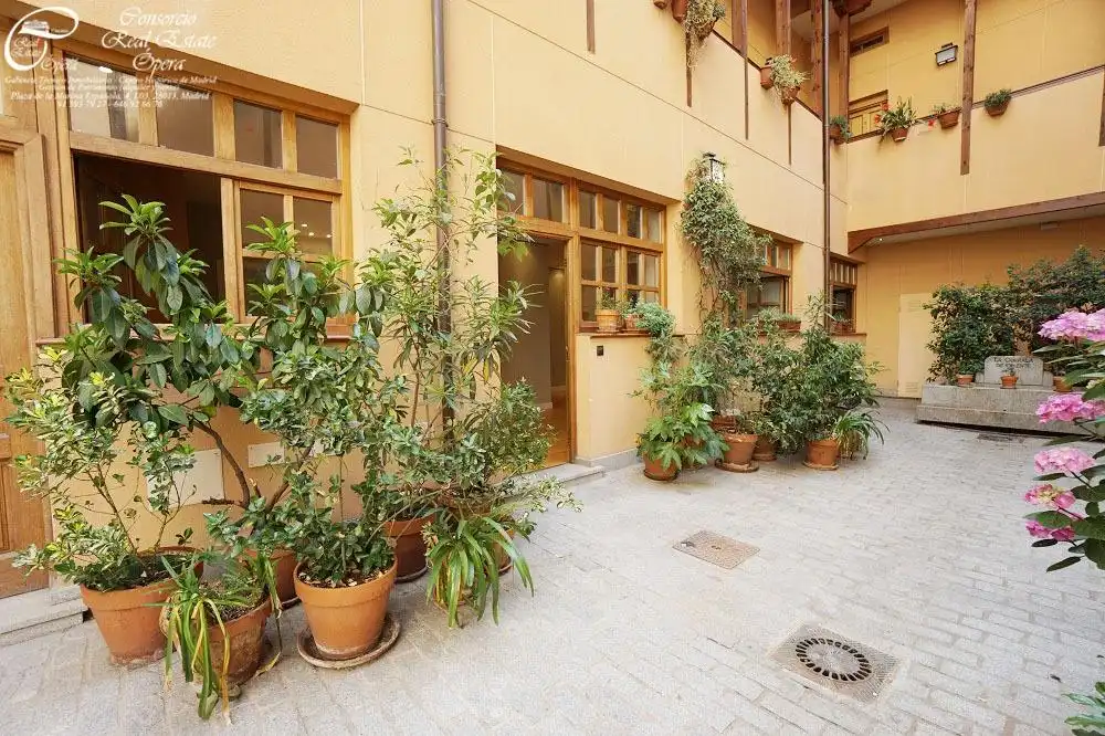 Flat for rent in Calle Bola, 2, Palacio