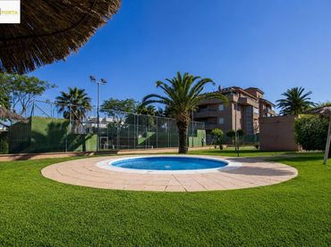 Piso con piscina en venta en El Pino - Bajo de Guía