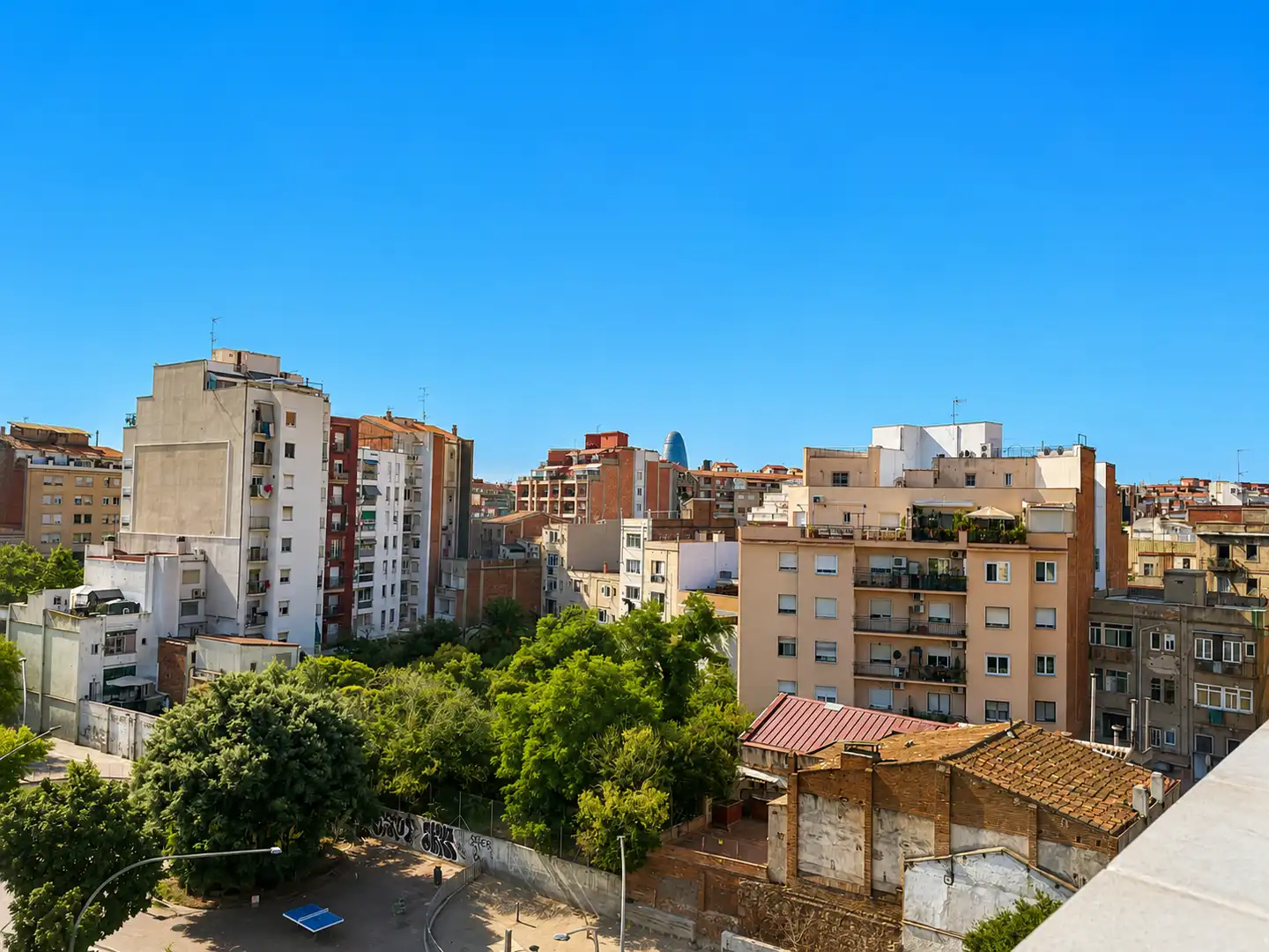 Vista exterior de Ático en venta en Barcelona con Aire acondicionado, Calefacción y Parquet
