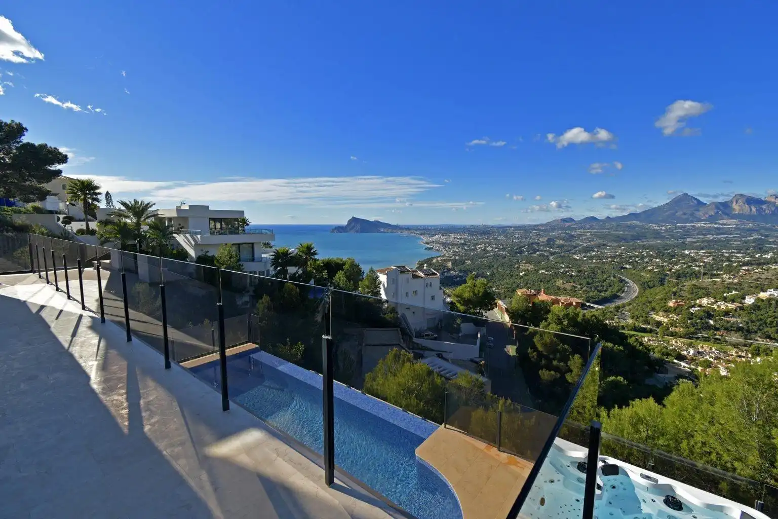 Detached house with terrace for sale in Altea Hills
