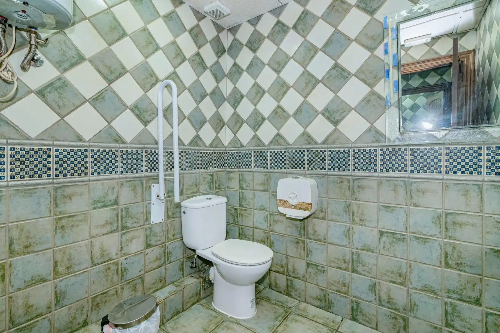 Bany de Apartament en venda en Albolote