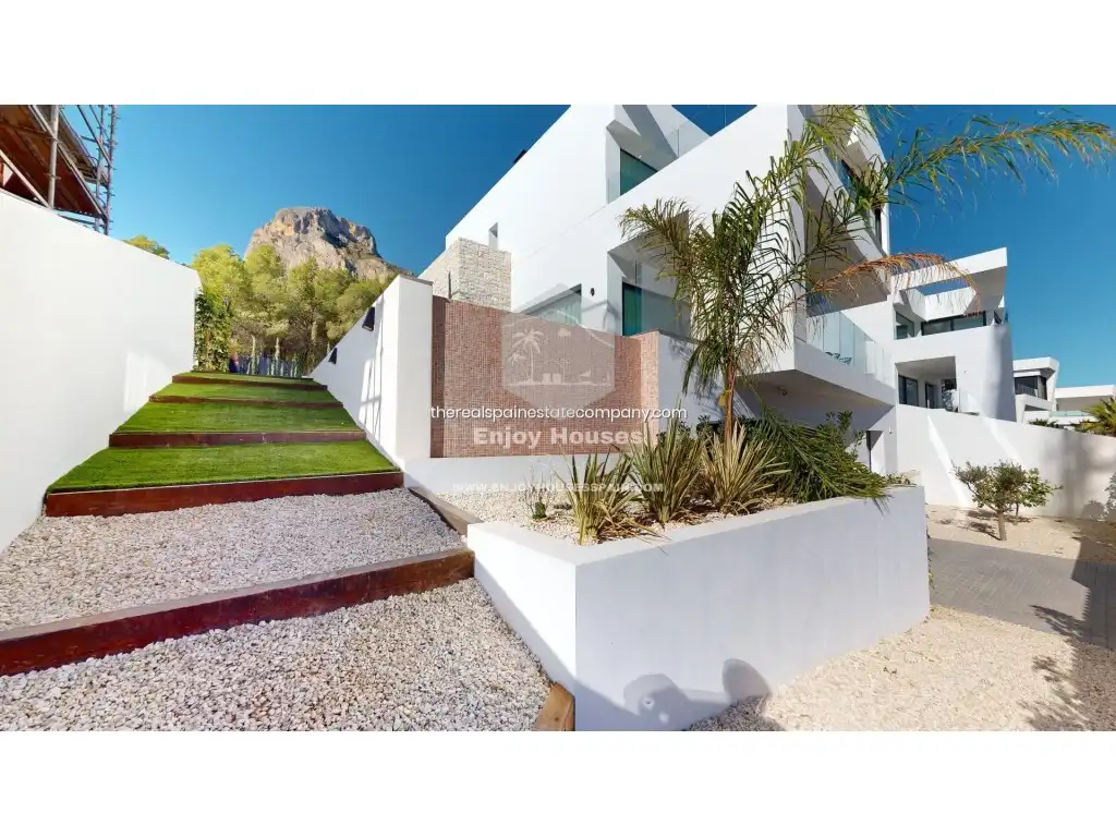 Casa con piscina en venta en Balcón de Ponoig - Polop Paradis - Polop Hills