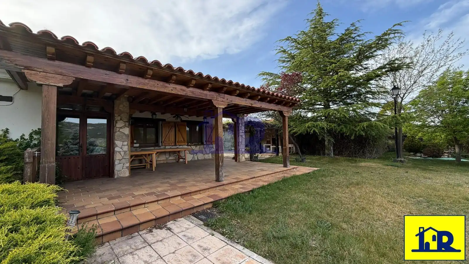 Terraza de Casa o chalet en venta en Villalba de la Sierra con Calefacción, Trastero y Piscina