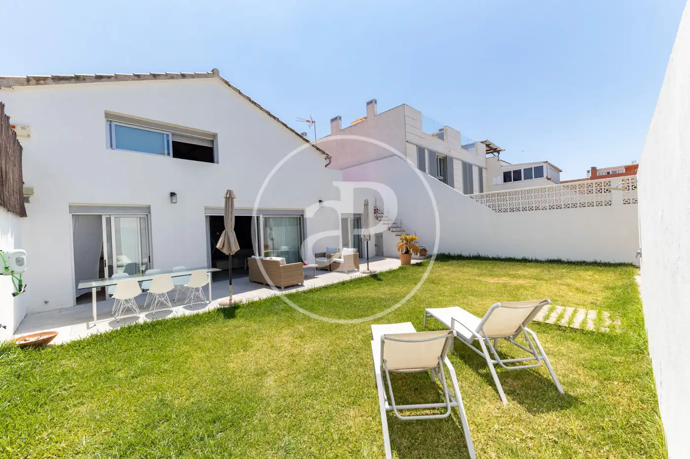 Garten von Einfamilien-Reihenhaus zur Miete in  Palma de Mallorca mit Klimaanlage, Heizung und Privatgarten