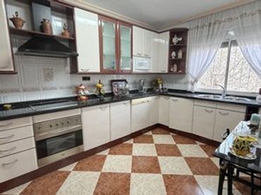 Villa con balcone in vendita a El Catllar
