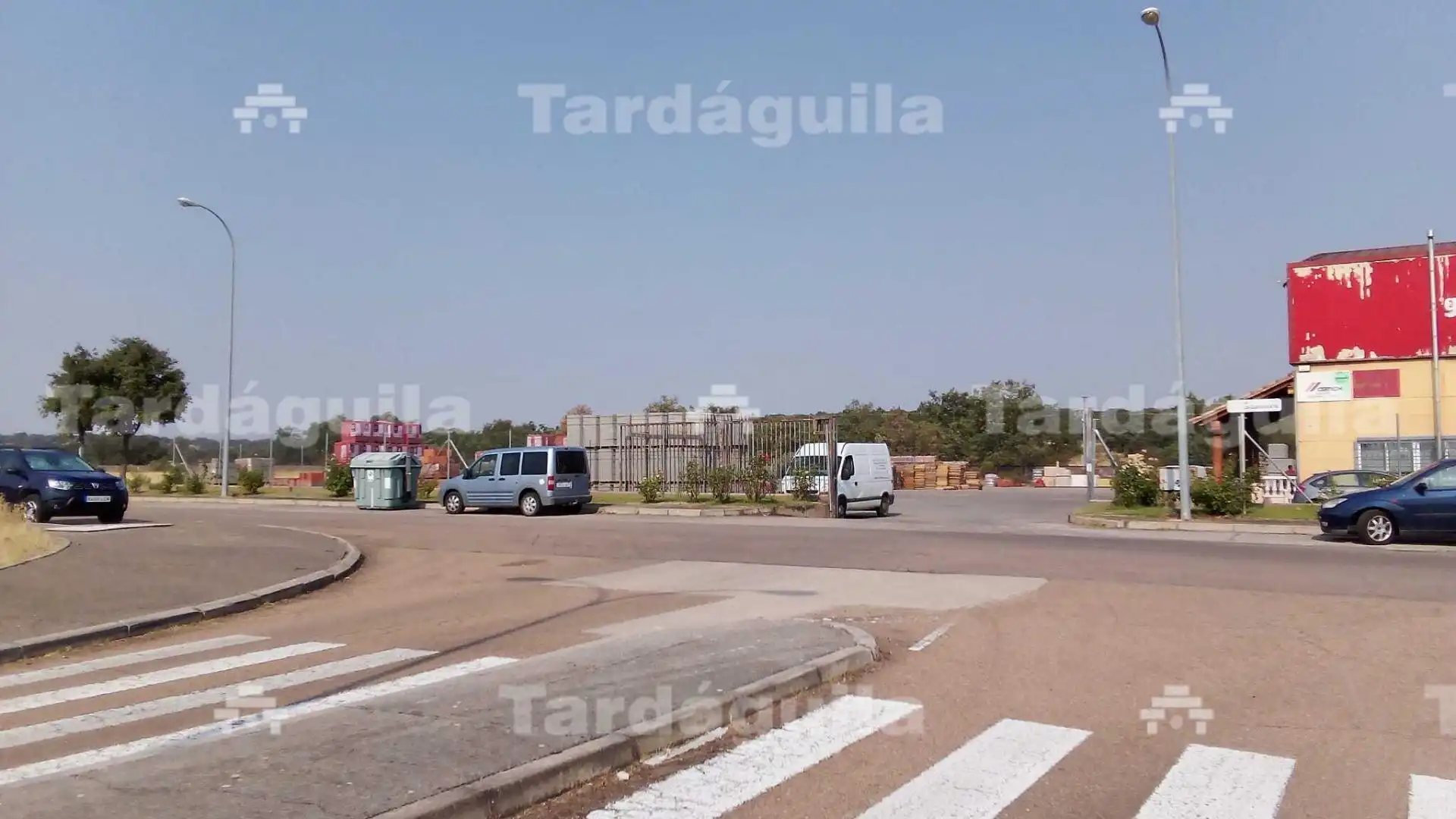 Außenansicht von Fabrikhallen zum Verkauf in Sancti-Spíritus (Salamanca)