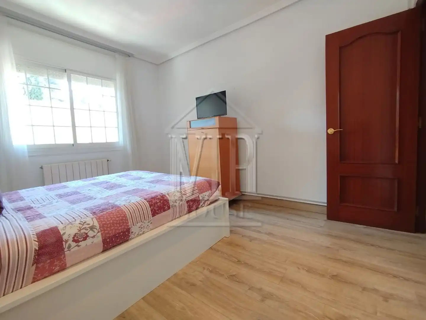 Habitación de Piso en venta en Badalona con Aire acondicionado y Amueblado
