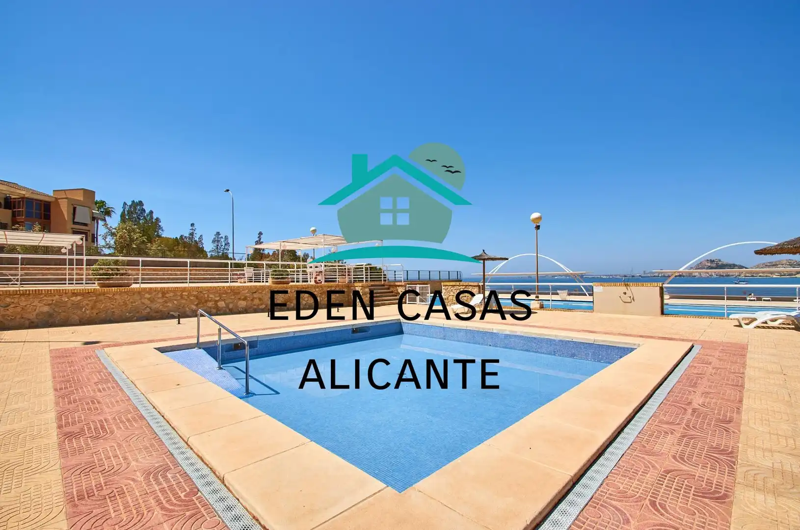 Außenansicht von Wohnungen zum Verkauf in Alicante / Alacant mit Klimaanlage, Heizung und Privatgarten