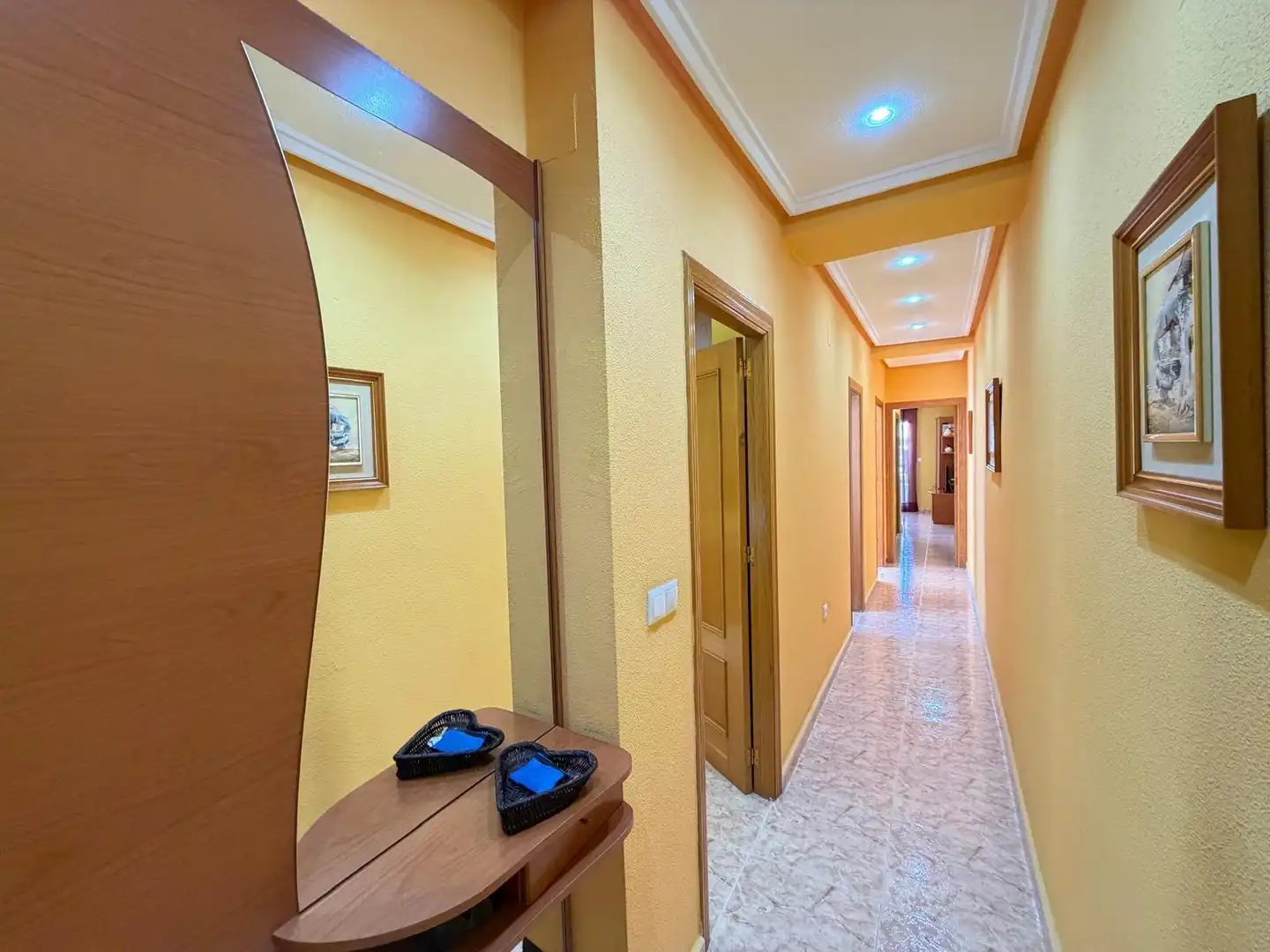 Ático con terraza en venta en Avenida DE LAS HABANERAS, imagen 3