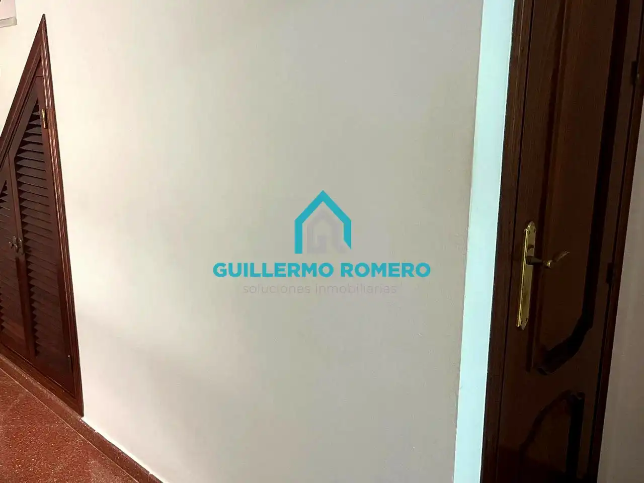 Houses for sale in La Puebla del Río  with Air Conditioner