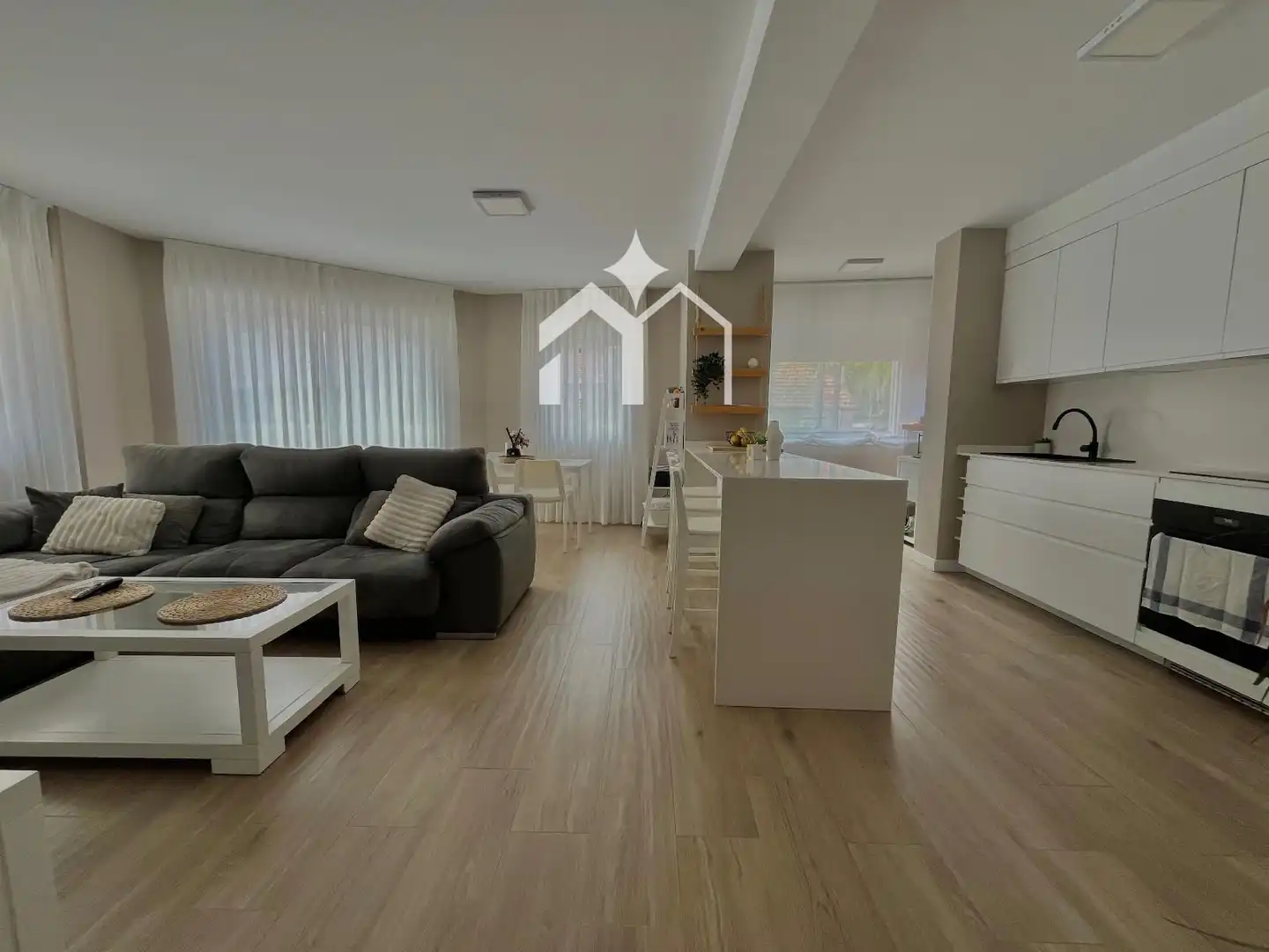 Wohnzimmer von Maisonette zum Verkauf in Moaña mit Heizung, Terrasse und Möbliert