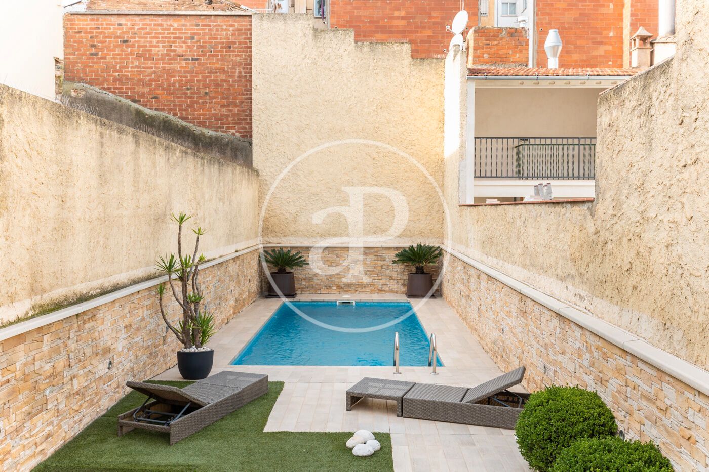 Swimming pool of Duplex for sale in Sabadell  with Air Conditioner, Heating and Terrace