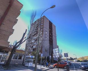Vista exterior de Pis en venda en  Madrid Capital amb Aire condicionat, Calefacció i Jardí privat