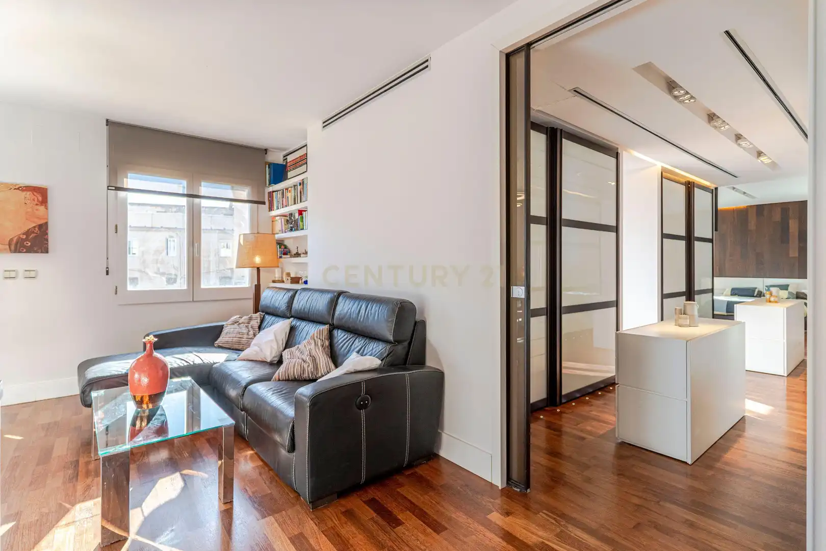 Sala de estar de Apartamento en venta en Granada con Aire acondicionado, Horno y Microondas