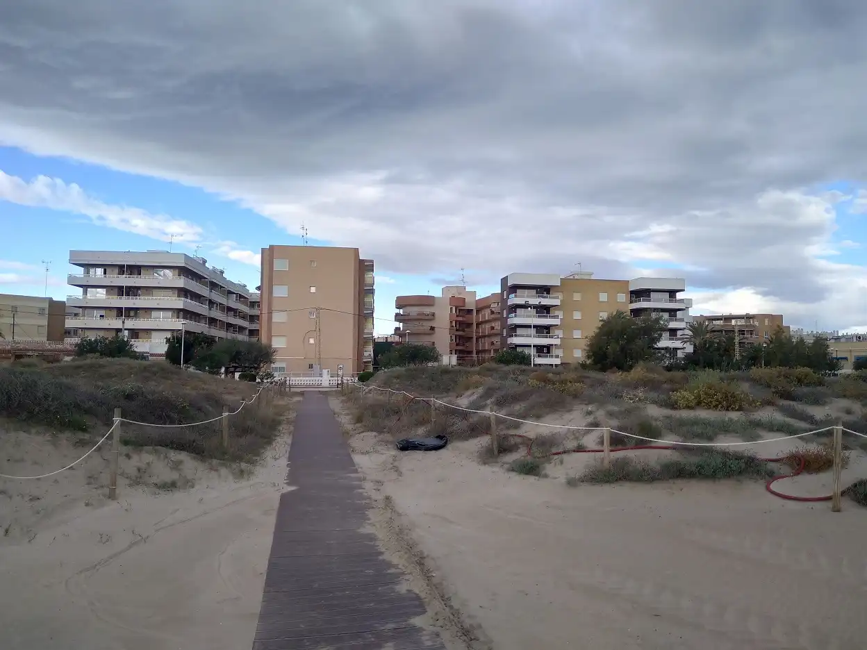 Apartament amb ascensor en venda a Passeig Maritim 9 d'Octubre, imagen 12