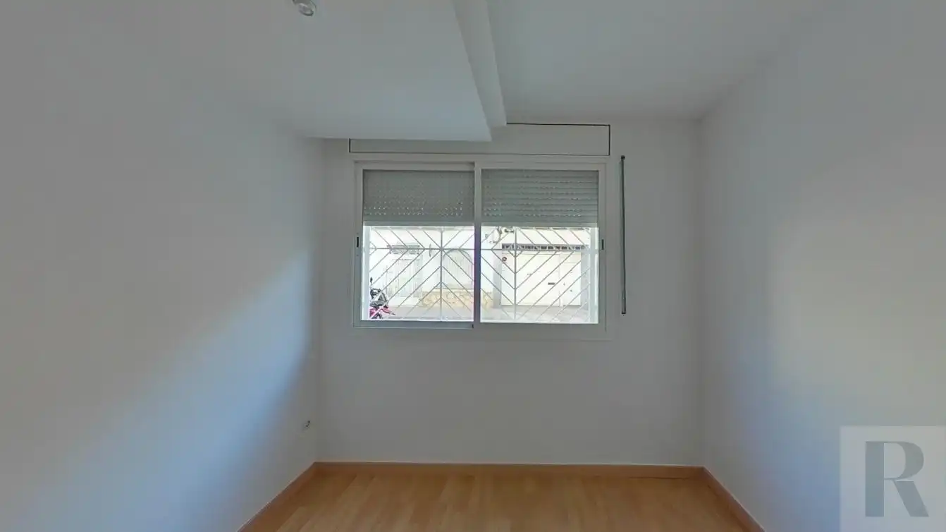 Bedroom of Study for sale in Sabadell