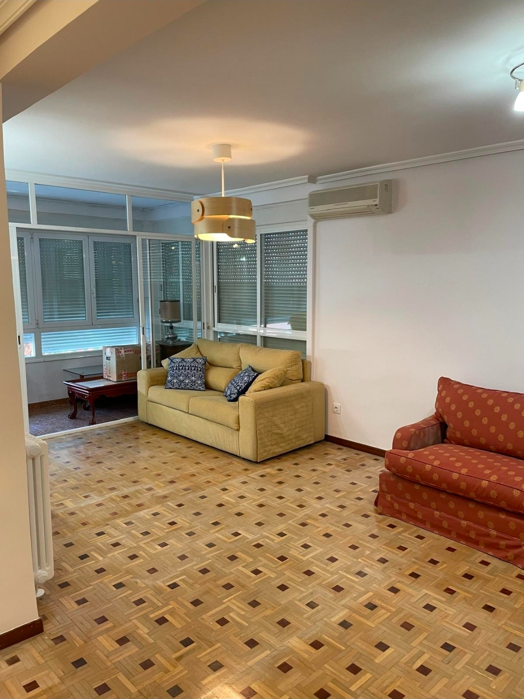 Living room of Flat for sale in  Madrid Capital  with Air Conditioner, Heating and Terrace