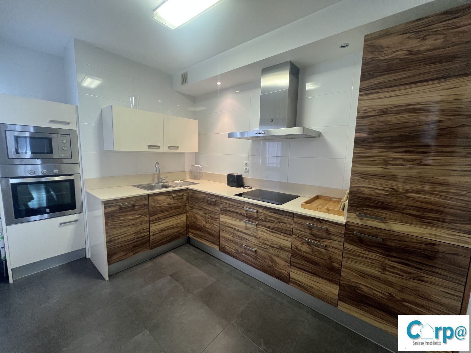 Kitchen of Flat to rent in  Pamplona / Iruña  with Heating, Parquet flooring and Terrace