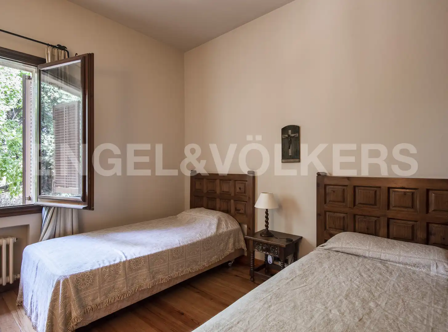 Schlafzimmer von Country house zum Verkauf in La Garriga mit Heizung und Schwimmbad