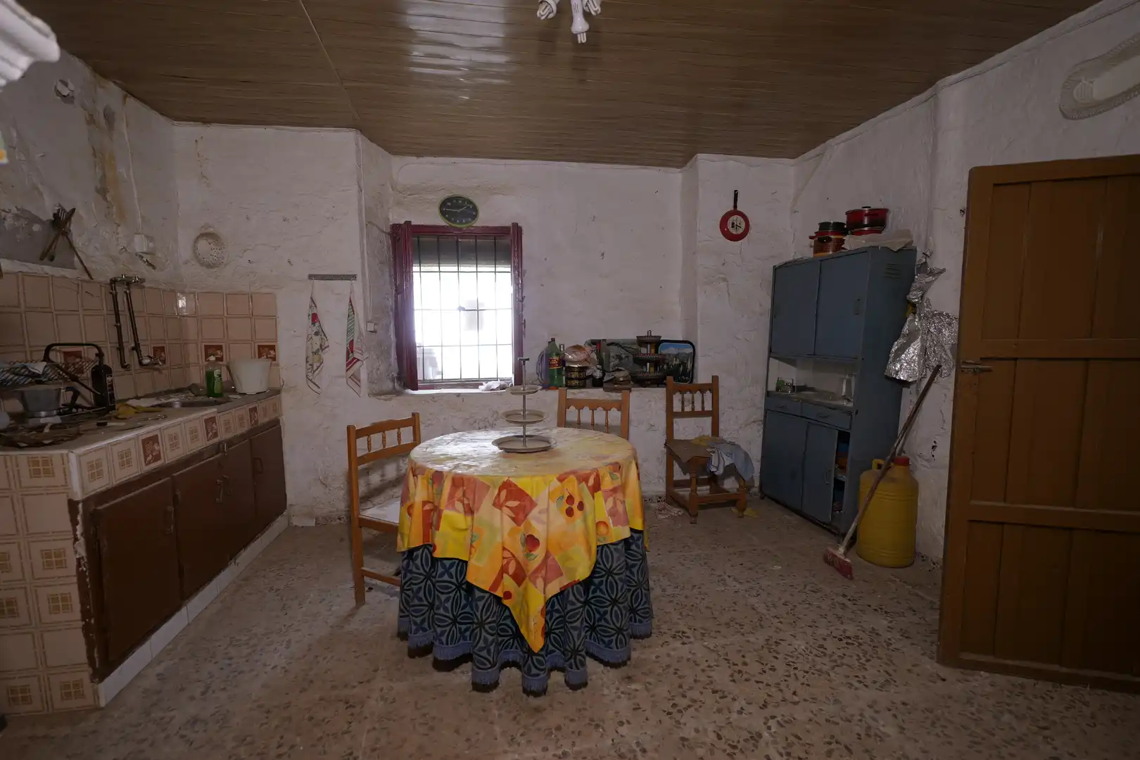 Cocina de Casa adosada en venta en Turón con Jardín privado