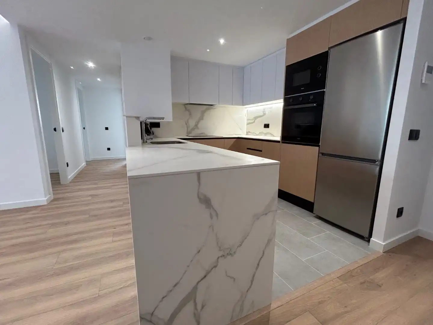 Kitchen of Flat for rent in Marítim