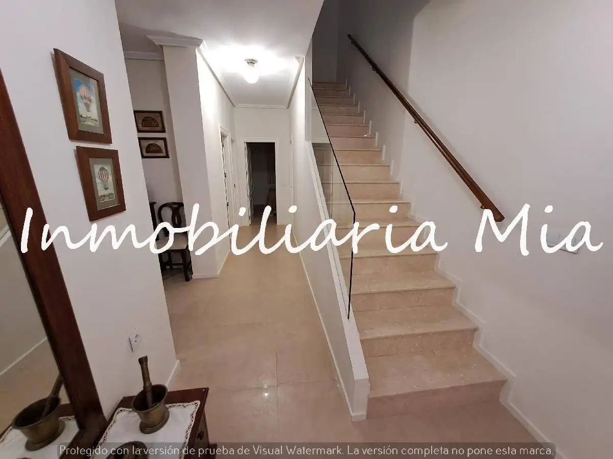 Casa con terraza en venta en Huércal-Overa