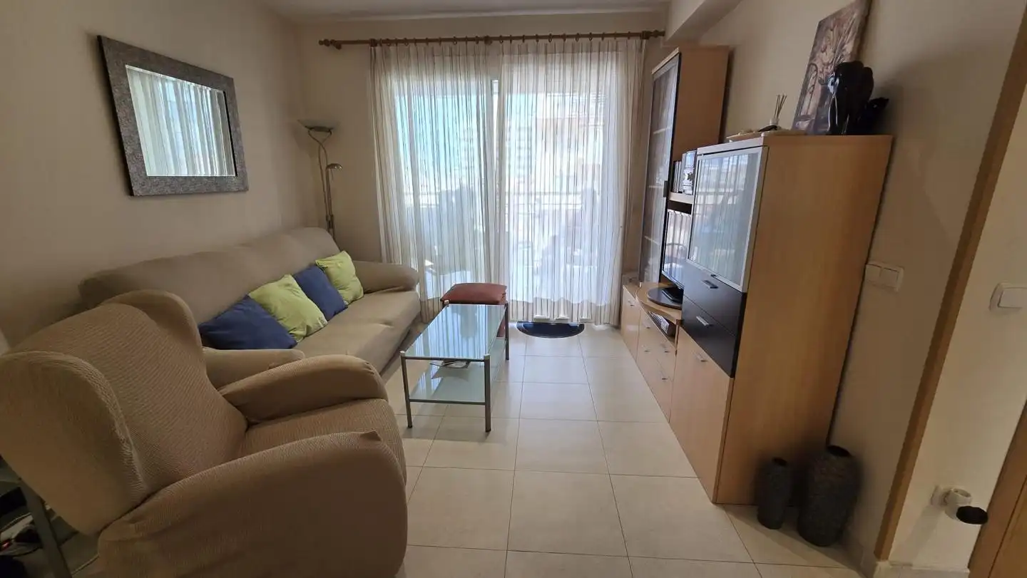 Sala de estar de Apartamento de alquiler en Gandia con Terraza, Amueblado y Piscina comunitaria