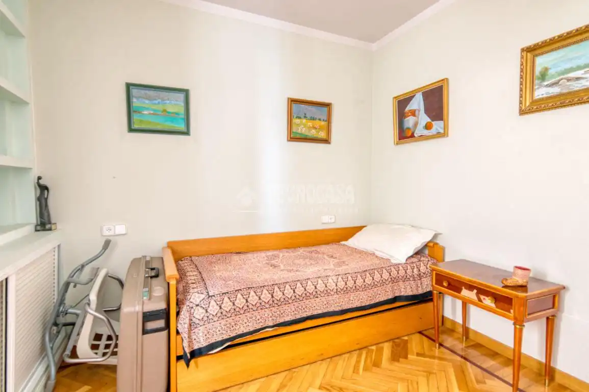 Habitación de Piso en venta en Salamanca con Calefacción