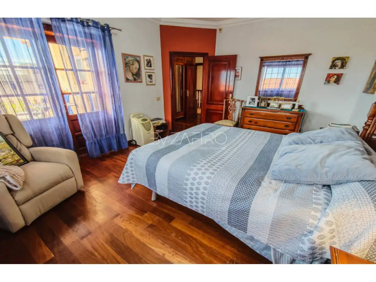 Dormitori de Casa o xalet en venda en San Cristóbal de la Laguna amb Jardí privat, Parquet i Terrassa