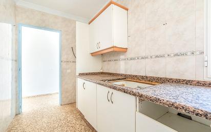 Kitchen of Flat for sale in Pilas