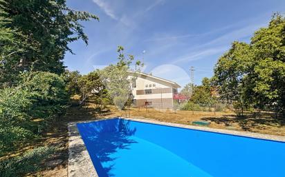 Jardí de Casa o xalet en venda en El Escorial amb Calefacció, Jardí privat i Terrassa