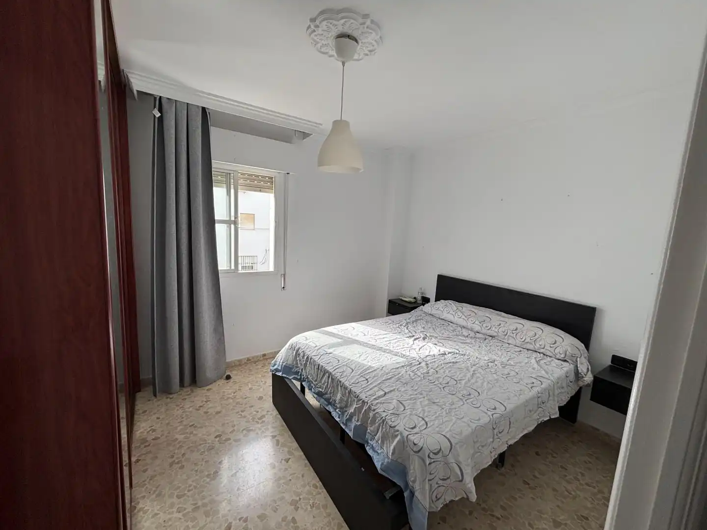 Dormitori de Pis en venda en La Rinconada amb Aire condicionat i Terrassa