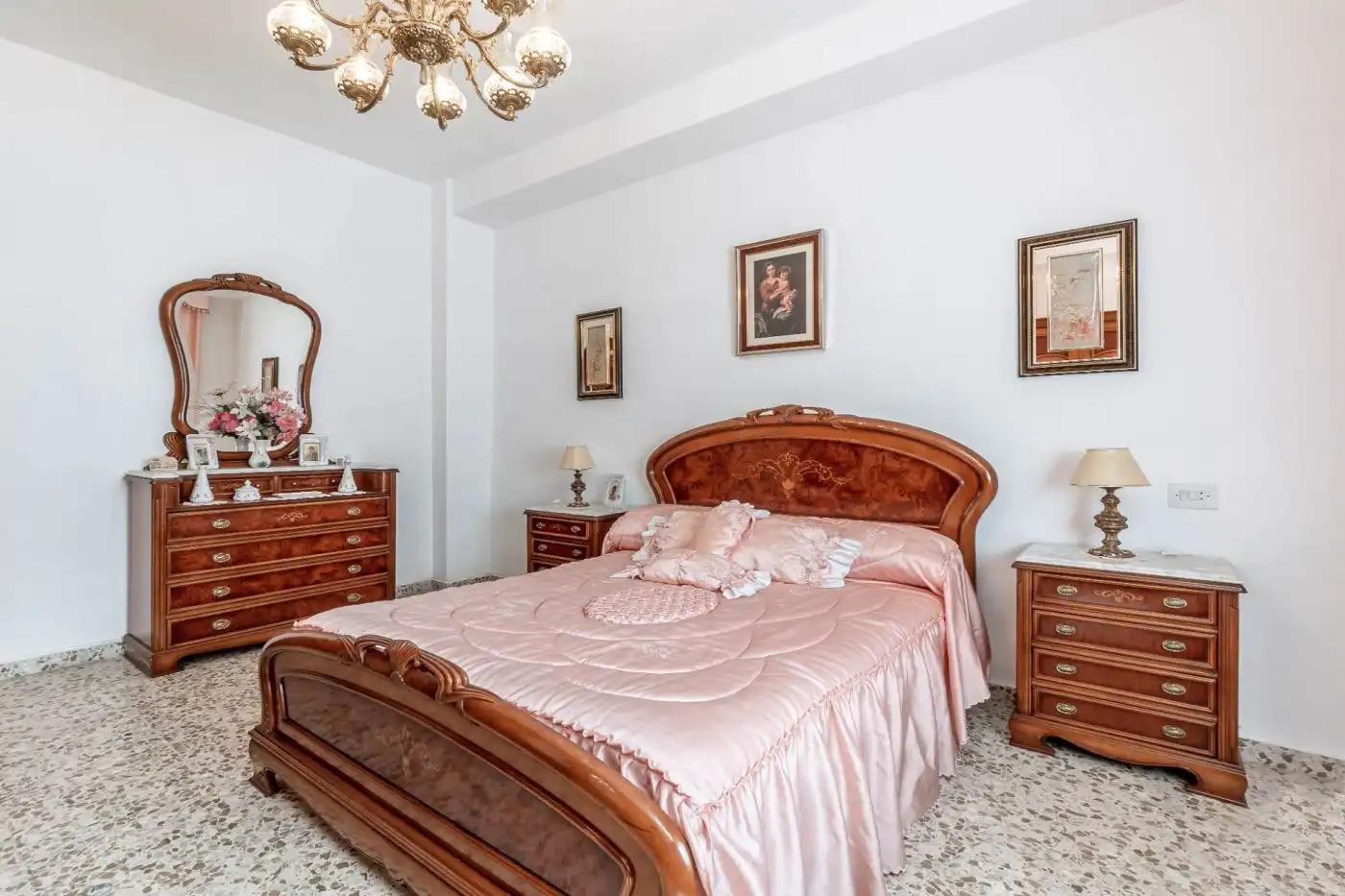 Dormitori de Casa o xalet en venda en Jayena