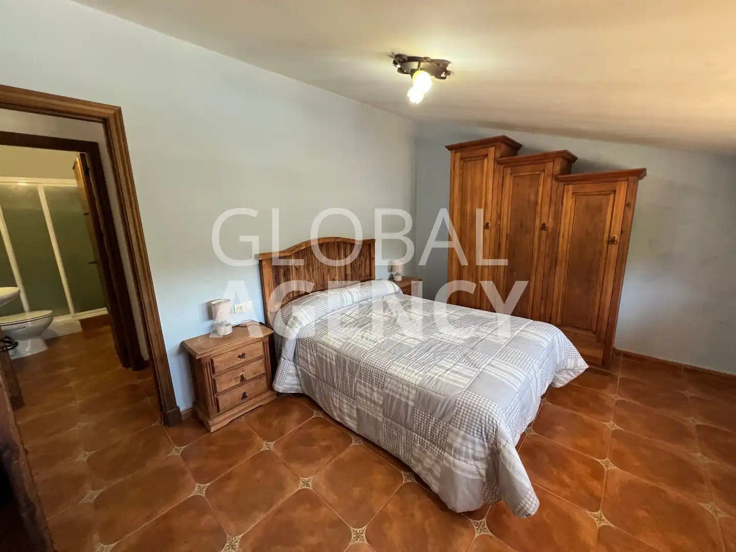 Dormitori de Terreny en venda en Jaén