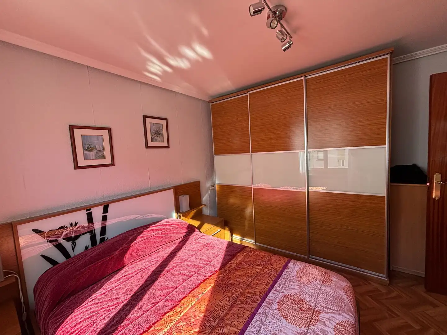 Habitación de Piso en venta en Eibar con Calefacción y Amueblado