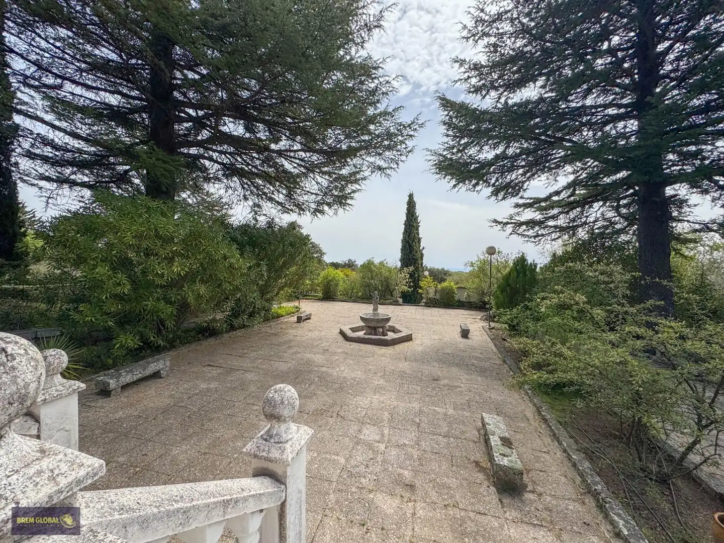 Jardín de Casa o chalet en venta en La Cabrera con Aire acondicionado, Calefacción y Jardín privado