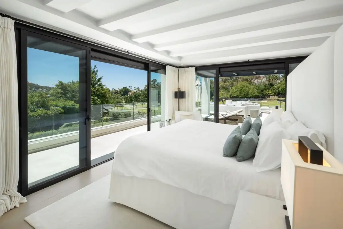 Chalet con piscina en venta en Nueva Andalucía, imagen 13