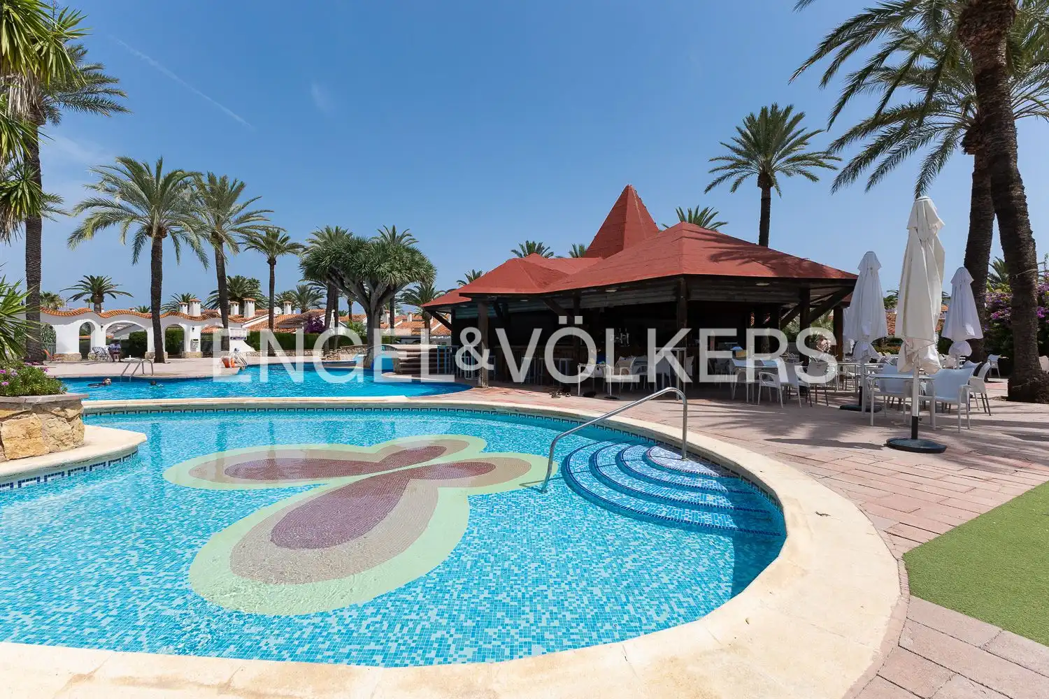 Piscina de Apartament de lloguer en Dénia amb Aire condicionat, Calefacció i Terrassa