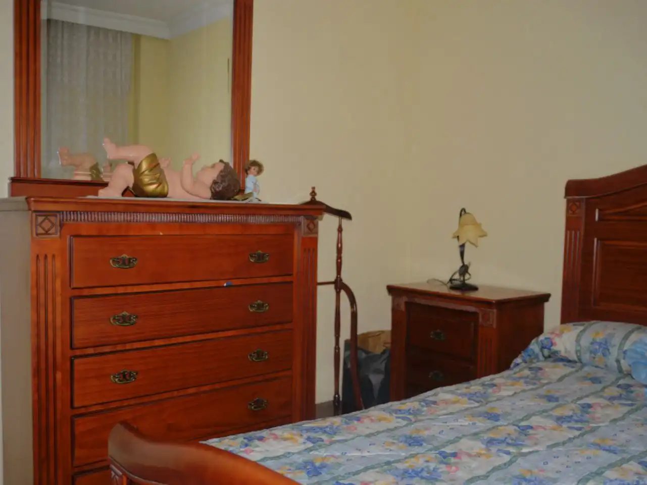 Schlafzimmer von Wohnung zur Miete in  Huelva Capital mit Klimaanlage und Balkon