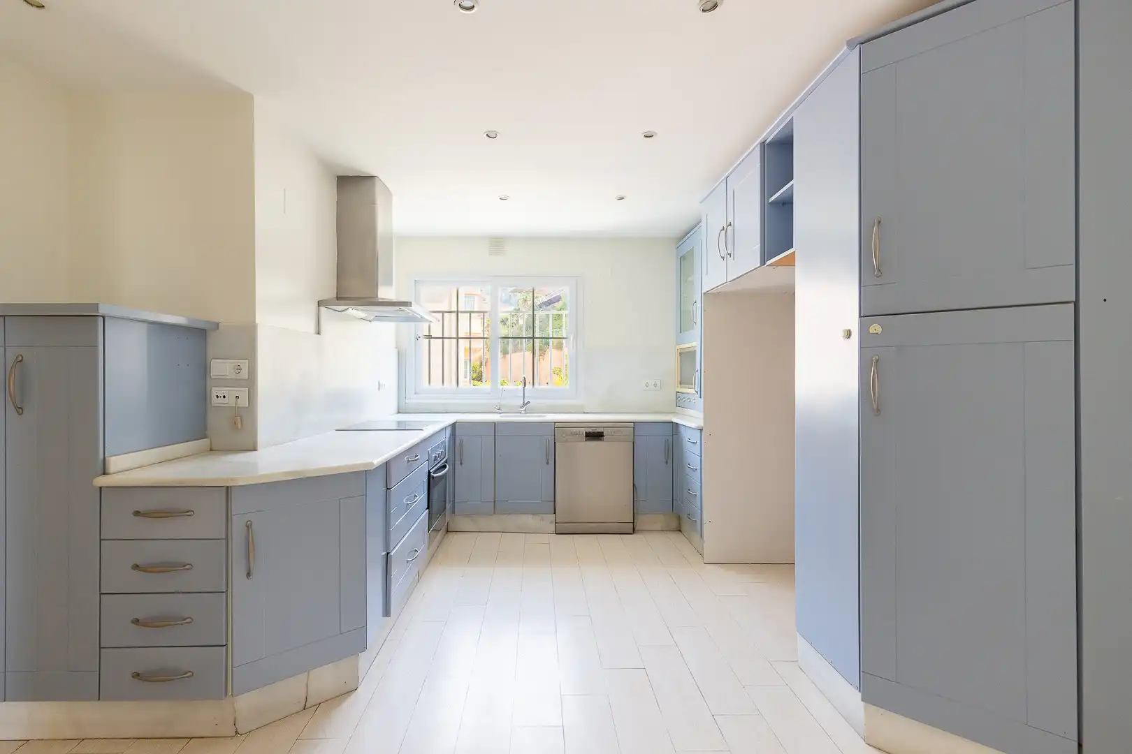 Kitchen of Attic for sale in Málaga  with Air Conditioner, Terrace and Swimming Pool